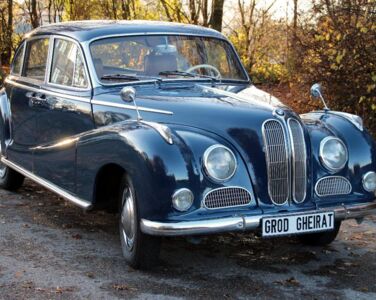 Oldtimer BMW 501 in blau mieten Nürnberg