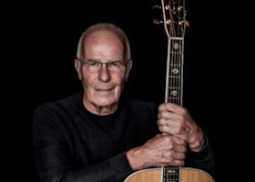 Allan Taylor - In Concert