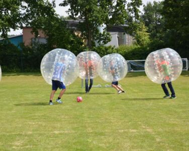 Bubble Fussball als Betriebsausflug