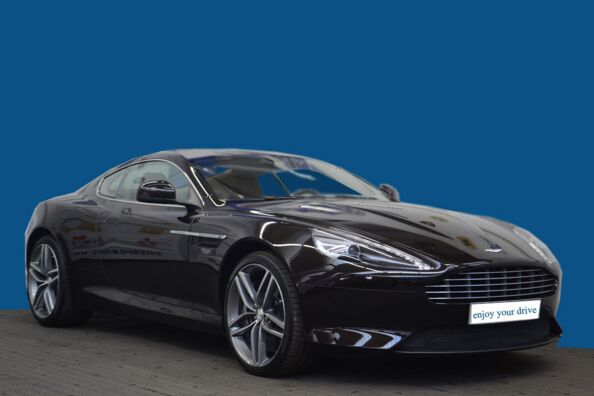 Aston Martin DB 9 Coupé schwarz mieten 