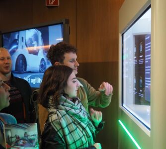 Lange Nacht der Wissenschaften - LNdW - Schaeffler Holopyramide