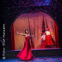 Die lustige Witwe - Theater Lübeck